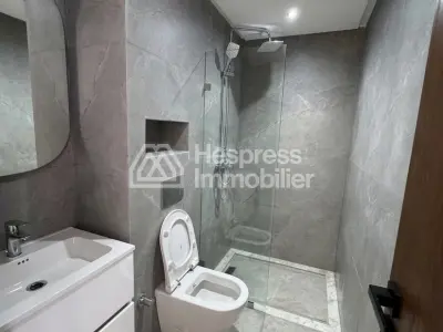 Apartment for sale at Palmier . 50 sq m. Air conditioning and fireplace.