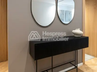 Appartement à l'achat à Casablanca Finance City. 1 belle chambre. Cheminée et climatisation