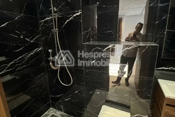 Super studio apartment for sale in Anfa . 1 room. Double-glazed windows and central heating