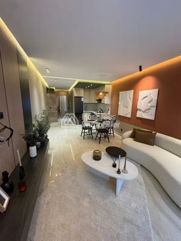Vente d'un bel appartement à Palmier. Surface totale 56 m². Meublé