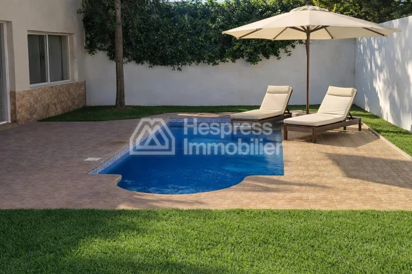 Villa for sale in Bouskoura