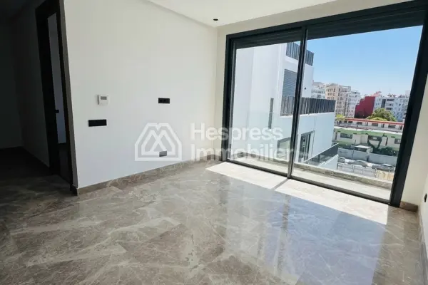 Apartment for sale in Les Princesses . 1 bedroom. Security door.