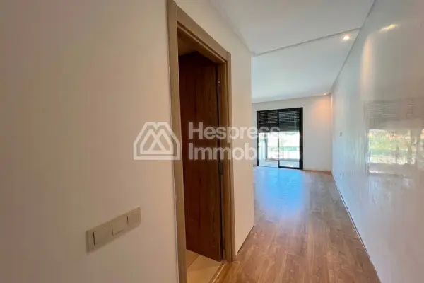 Apartment for sale in Sidi Rahal . 1 room. Typical Moroccan living room, secure residence