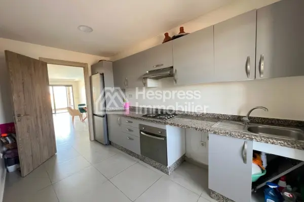 Apartment for sale in Sidi Rahal . 1 room. Typical Moroccan living room, secure residence