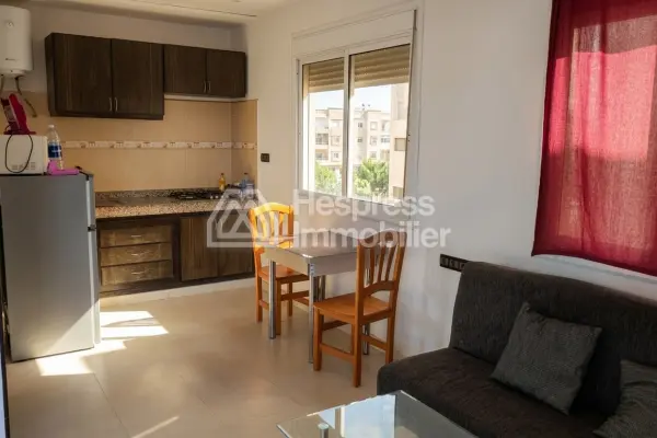 Superb small furnished apartment in the heart of City Center