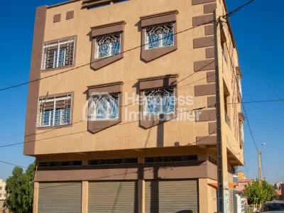 Immeuble commercial
