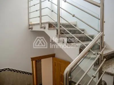 Immeuble commercial