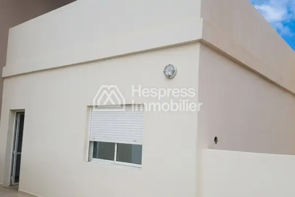 Apartment with large terrace