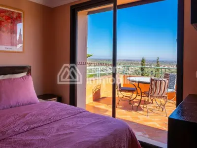 Luxurious holiday residence
