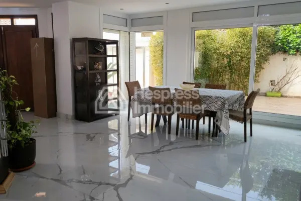 Luxury villa for sale