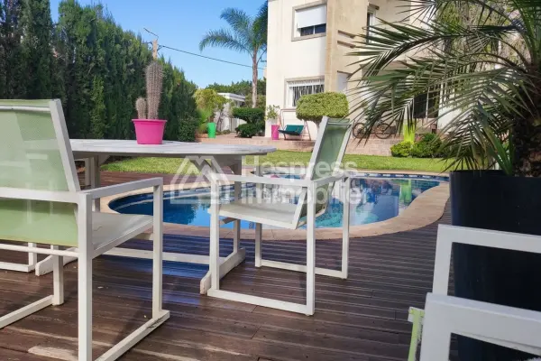 Luxury villa for sale