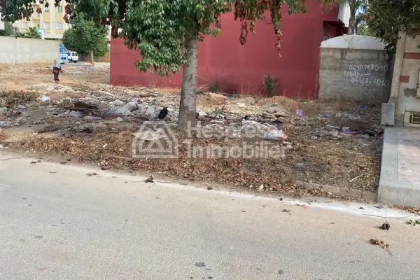 Terrain à bâtir de 270 m² à Waslan, Riyad Meknes