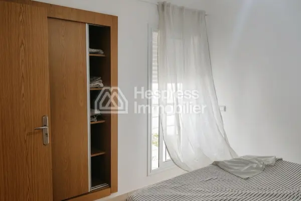 Holiday apartment in a residence with a swimming pool