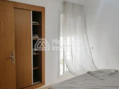 Holiday apartment in a residence with a swimming pool