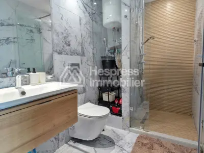 Studio à louer sur sur Val d'Anfa 48 m²