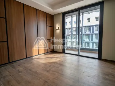 Appartement à louer sur CFC 103 m²