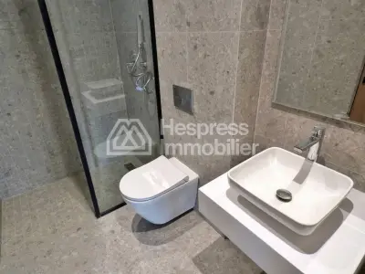Appartement à louer sur CFC 103 m²