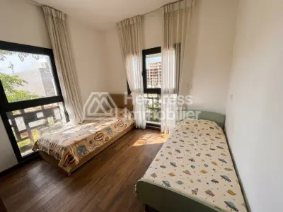 Appartement meublé à louer sur CFC 137 m²