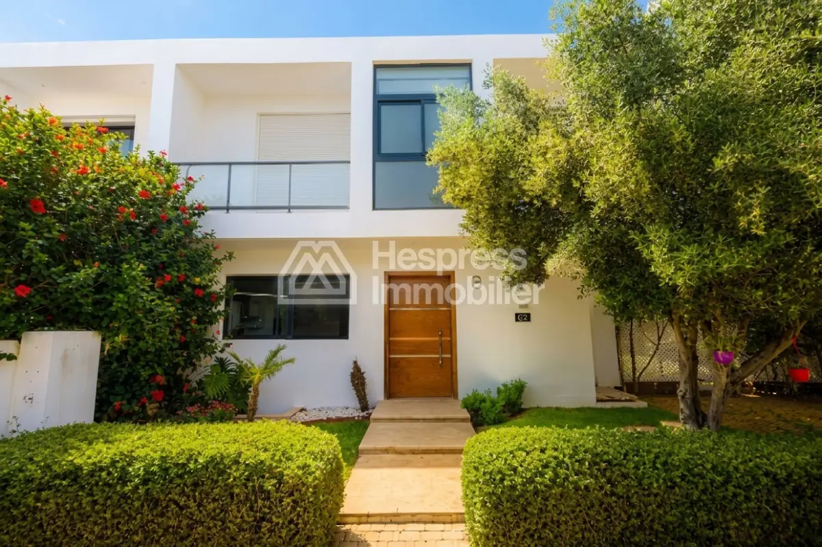 Villa for sale on Dar Bouazza 330 m²