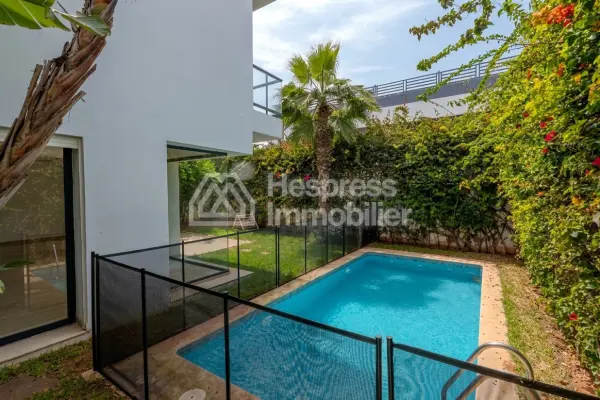 Villa for sale on Dar Bouazza 330 m²