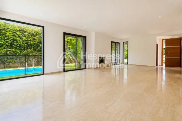 Villa for sale on Dar Bouazza 330 m²