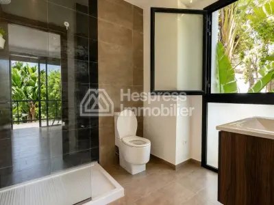 Villa for sale on Dar Bouazza 330 m²