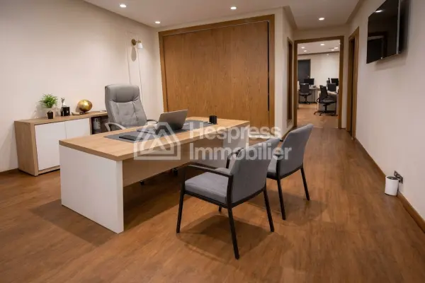 Bureau à vendre sur Anfa 193 m²