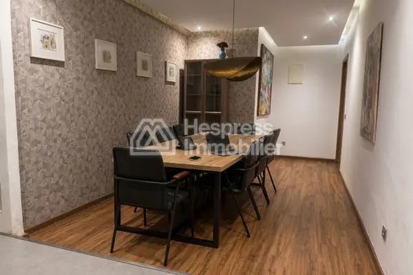 Bureau à vendre sur Anfa 193 m²