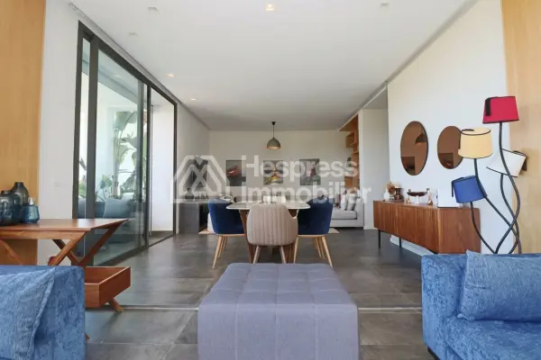 Apartment for sale on Dar Bouazza 177 m²