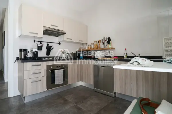 Apartment for sale on Dar Bouazza 177 m²