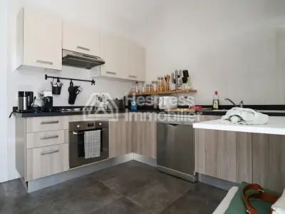 Appartement à vendre sur Dar Bouazza 177 m²