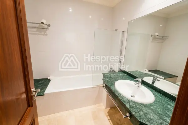 Apartment for sale near Lyautey, 140 m²