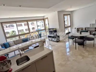 Studio meublé à louer sur Bourgogne Ouest 55 m²