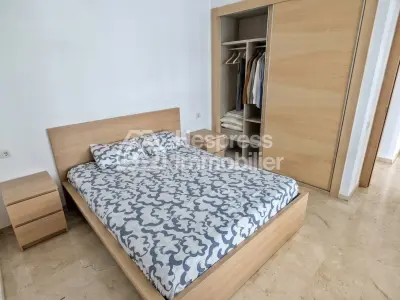 Studio meublé à louer sur Bourgogne Ouest 55 m²