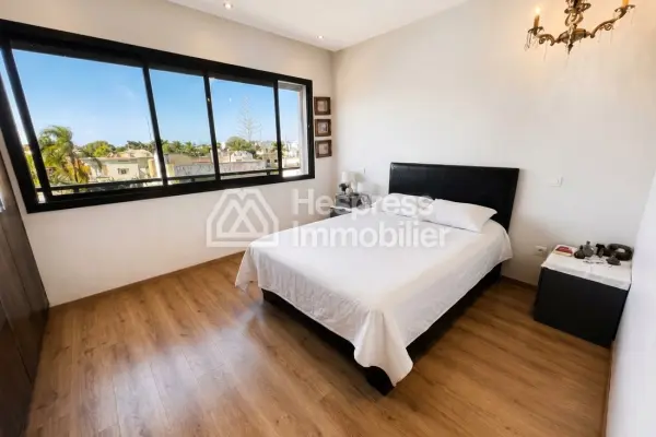 Apartment for sale on Les Princesses 146 m²