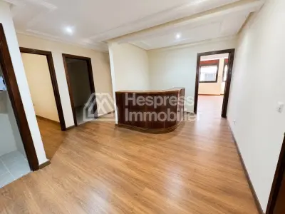 Office space for rent in Gauthier 200 m²