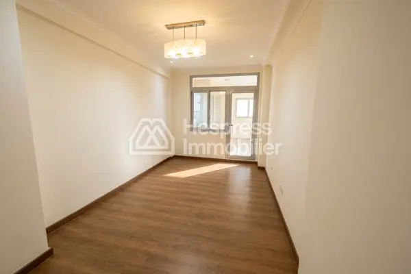 Office space for rent in Gauthier 200 m²