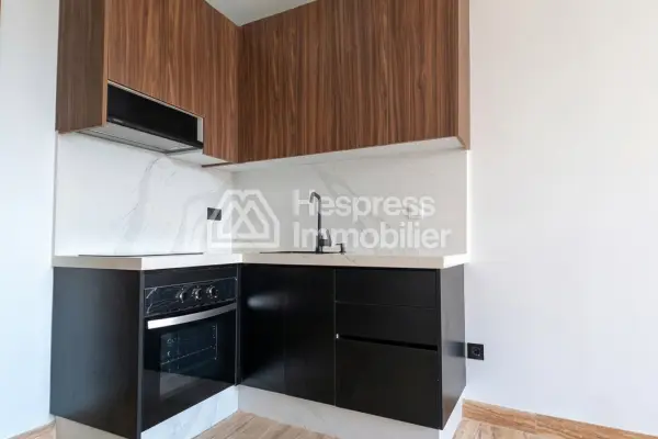 New studio apartment for rent in Belvédère 40 m²