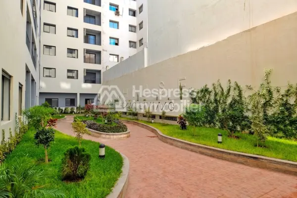 New studio apartment for rent in Belvédère 40 m²