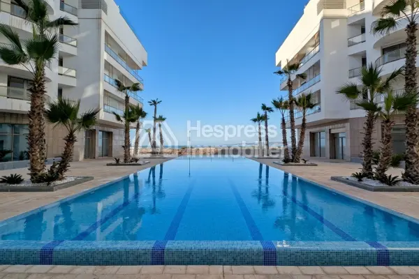 New studio apartment for rent in Aïn Diab Extension 75 m²