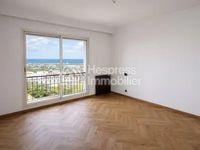 Appartement à louer sur Ain Diab 230 m²