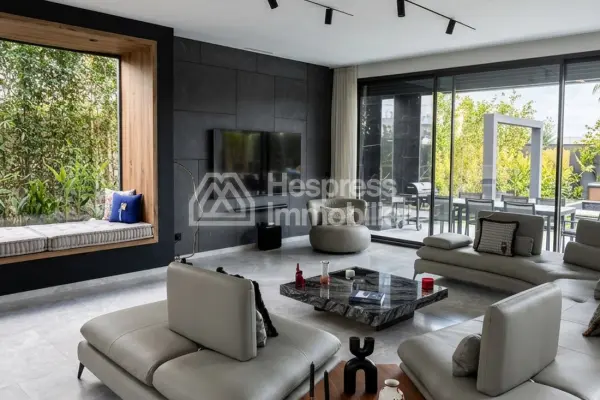 Villa Luxueuse à Vendre à ville verte