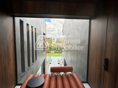 Villa Luxueuse à Vendre à ville verte