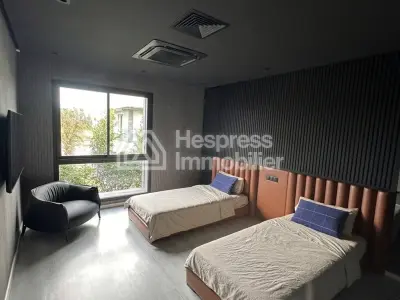 Villa Luxueuse à Vendre à ville verte