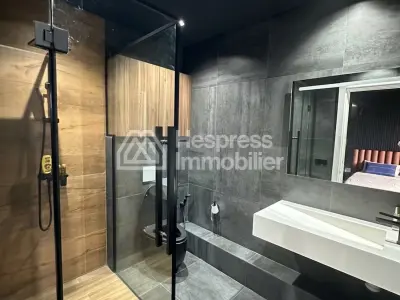 Villa Luxueuse à Vendre à ville verte