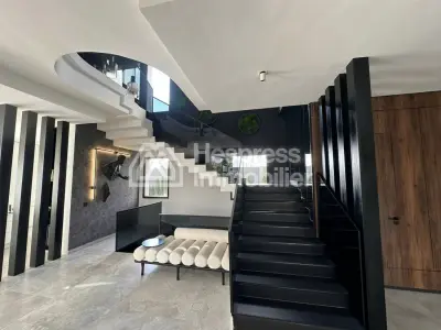 Villa Luxueuse à Vendre à ville verte