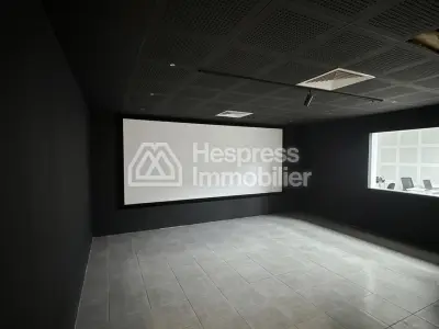Villa Luxueuse à Vendre à ville verte