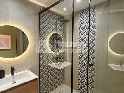 Brand new studios available – prime location
