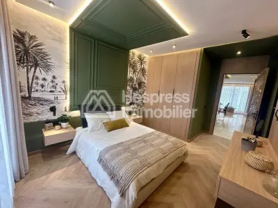 Brand new studios available – prime location