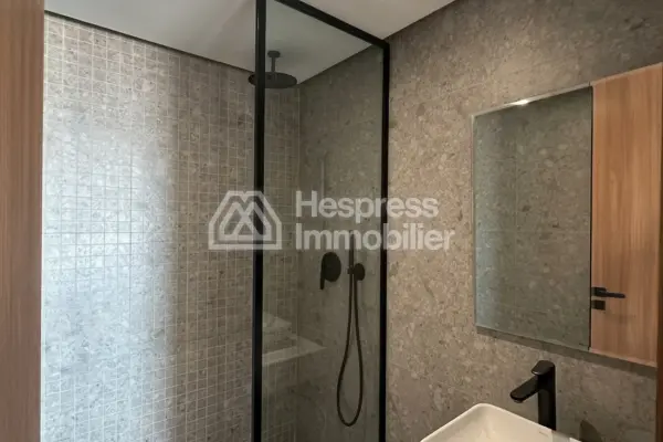 Magnificent apartment available on the 14th floor with unobstructed views of Casablanca